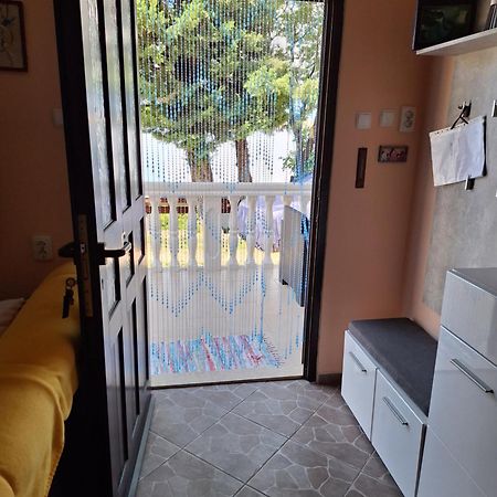 Apartmán Kuca Za Odmor Coccoli Karlobag Exteriér fotografie