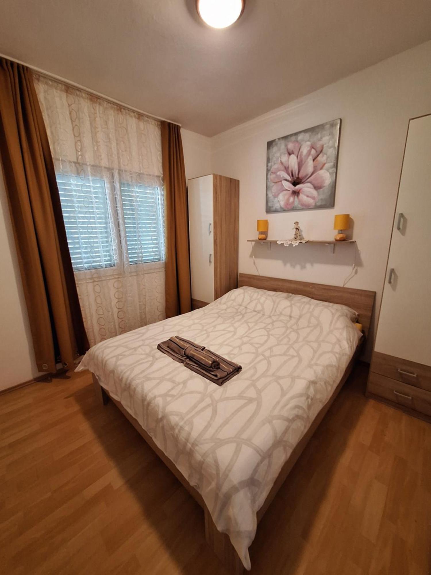 Apartmán Kuca Za Odmor Coccoli Karlobag Exteriér fotografie